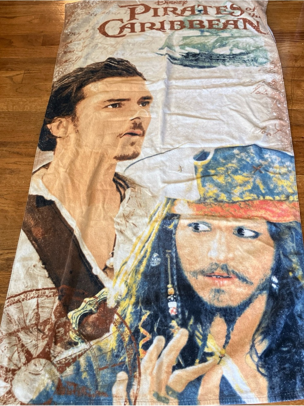Disney Pirates of the Caribbean Beach Towel - White, Brown, Blue